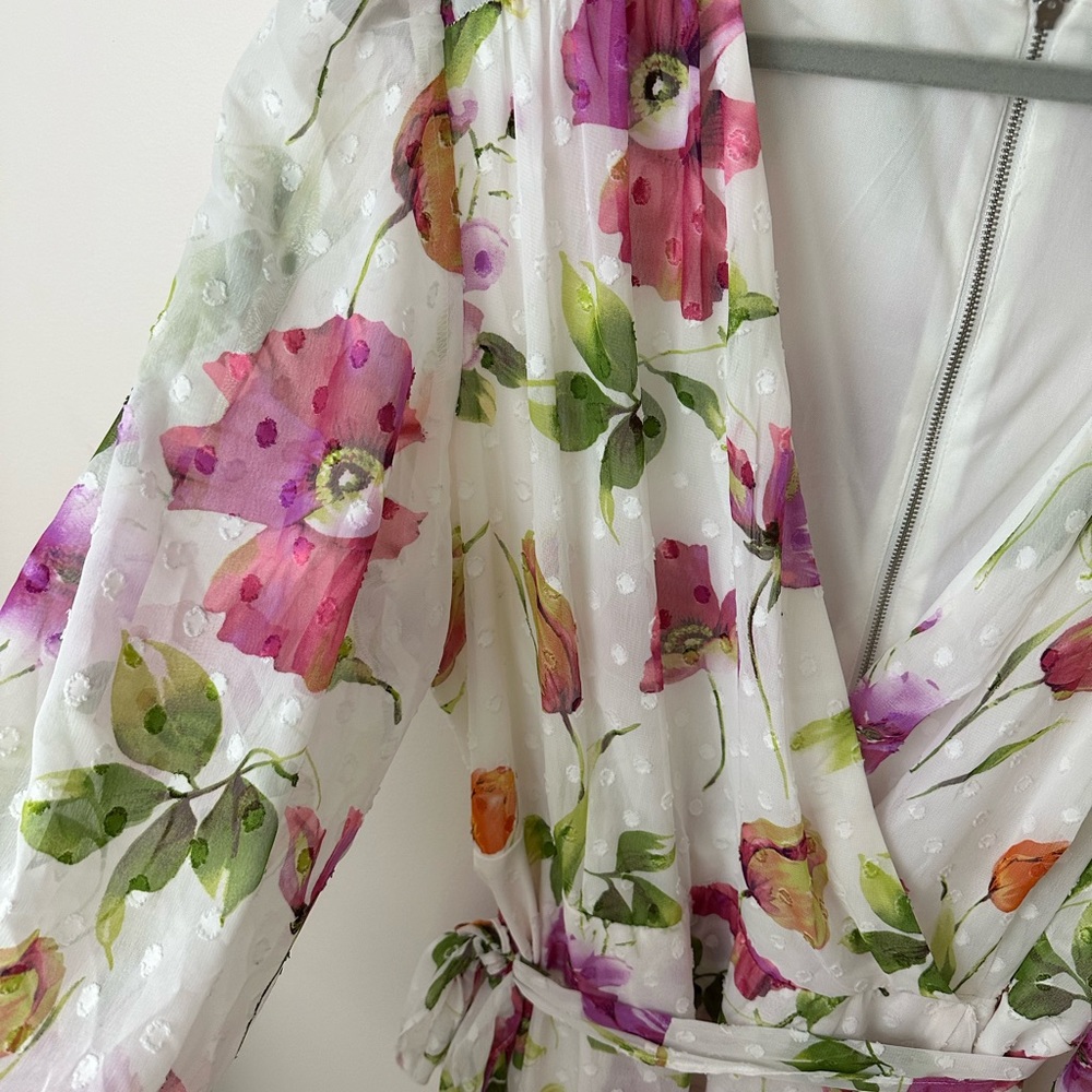 Maison Tara chiffon floral dress. Size 22W NWT - Picture 3 of 5
